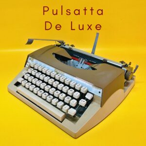 Working Spanish Typewriter Pulsatta De Luxe Blue